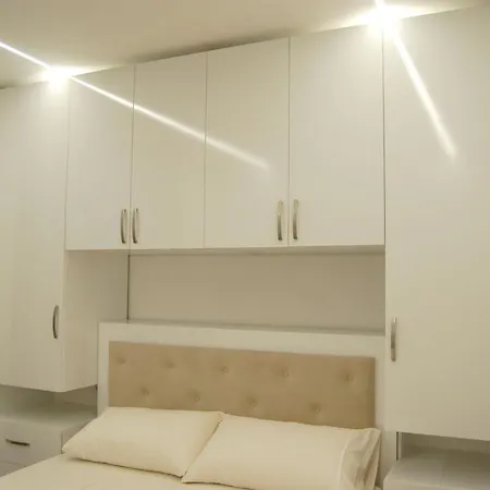 Pashaj Apartment